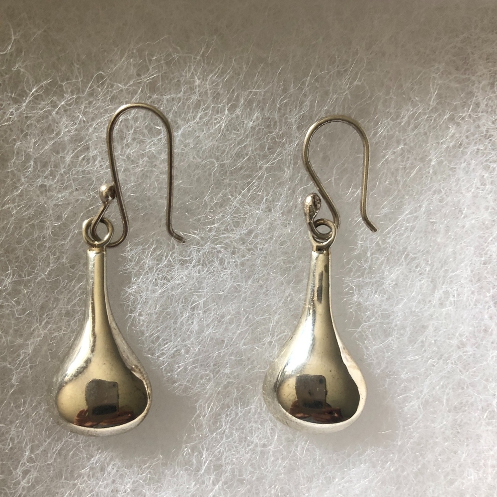 Teardrop earrings made of 950 Silver